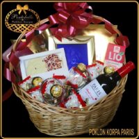 Ženski poklon za rodjendan korpa Paris
