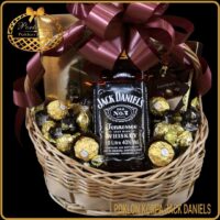 Poklon za muškarca korpa Jack Daniels
