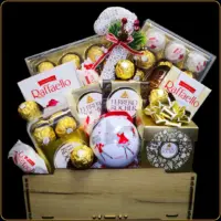 novogodisnji poklon ferrero rocher raffaello gajbica
