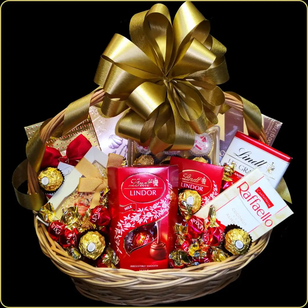 poklon korpa de lux fantazija sa lindt i ferrero cokoladama