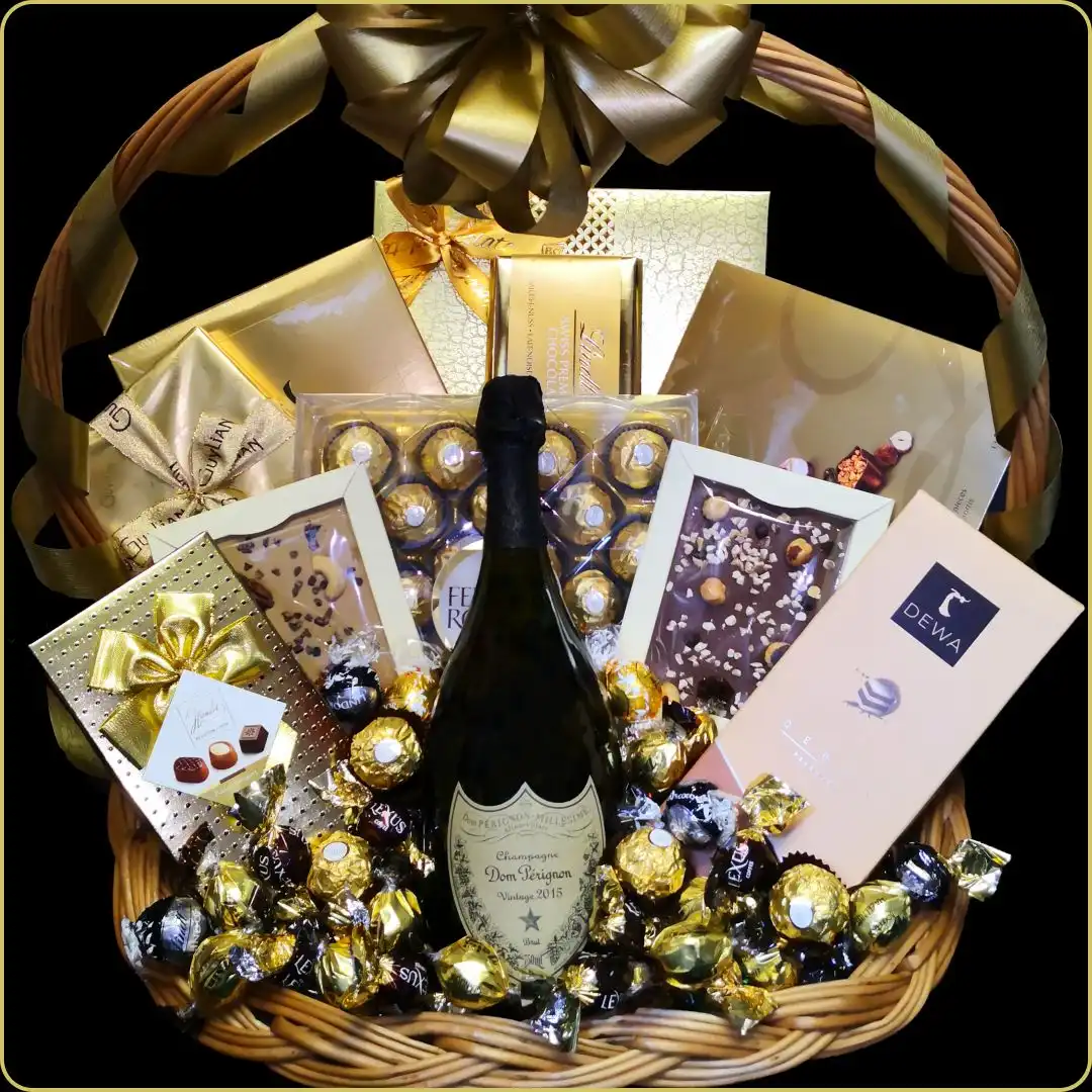 poklon korpa sa dom perignon šampanjcem i čokoladama