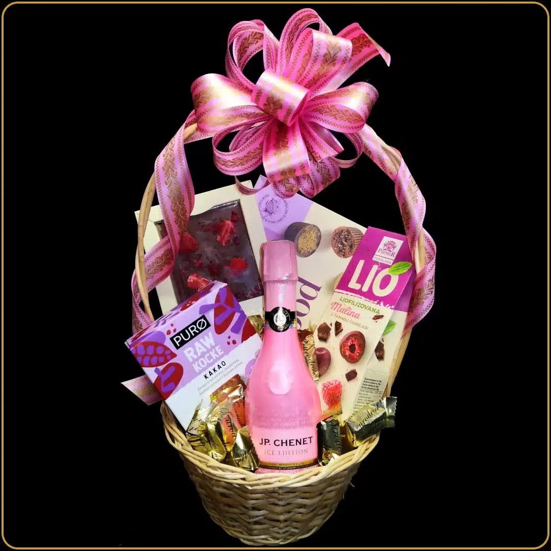 poklon korpa ljubav sa roze šampanjcem i čokoladom za devojku