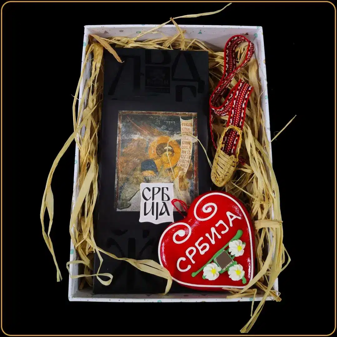 etno poslovni poklon set freska sa cokoladom i suvenirima
