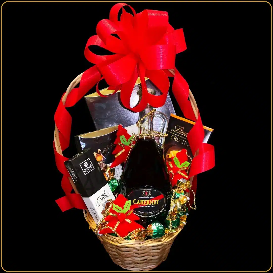 novogodisnja poklon korpa alianta sa vinom i luksuznim cokoladama
