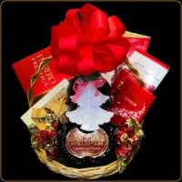 novogodišnja poklon korpa stradivarisa vinom u obliku violine i lindt čokoladom