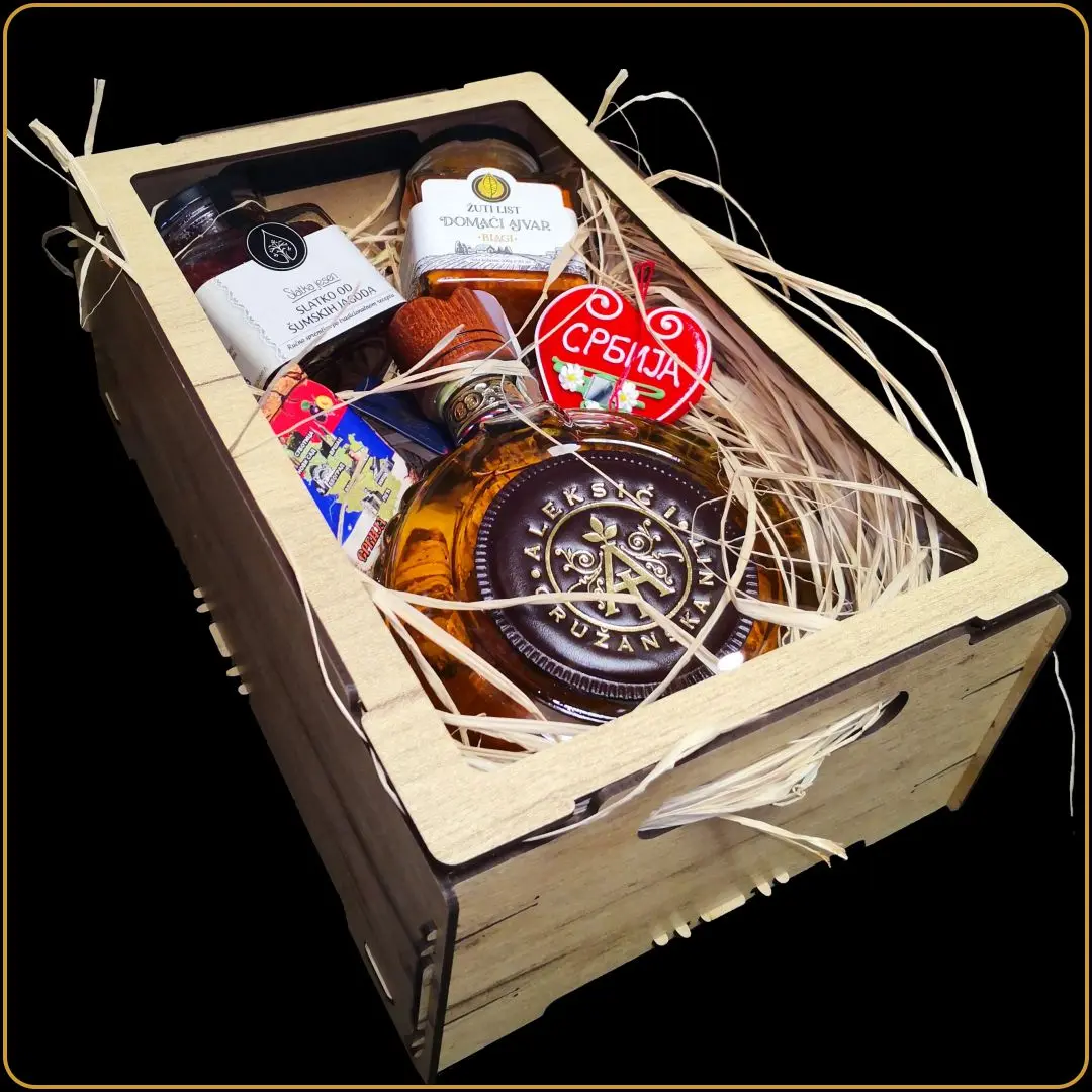 etno poklon gruzanska nit sa suvenirima i rakijom iz srbije