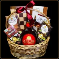 poklon korpa dolina sa šahom i rakijom za muškarca