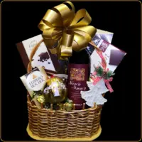 poklon korpa amaro sa vinom i cokoladama za novu godinu