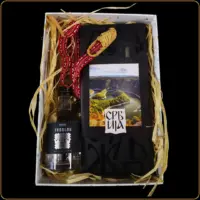 etno poslovni poklon set kanjon uvca sa rakijom i suvenirima