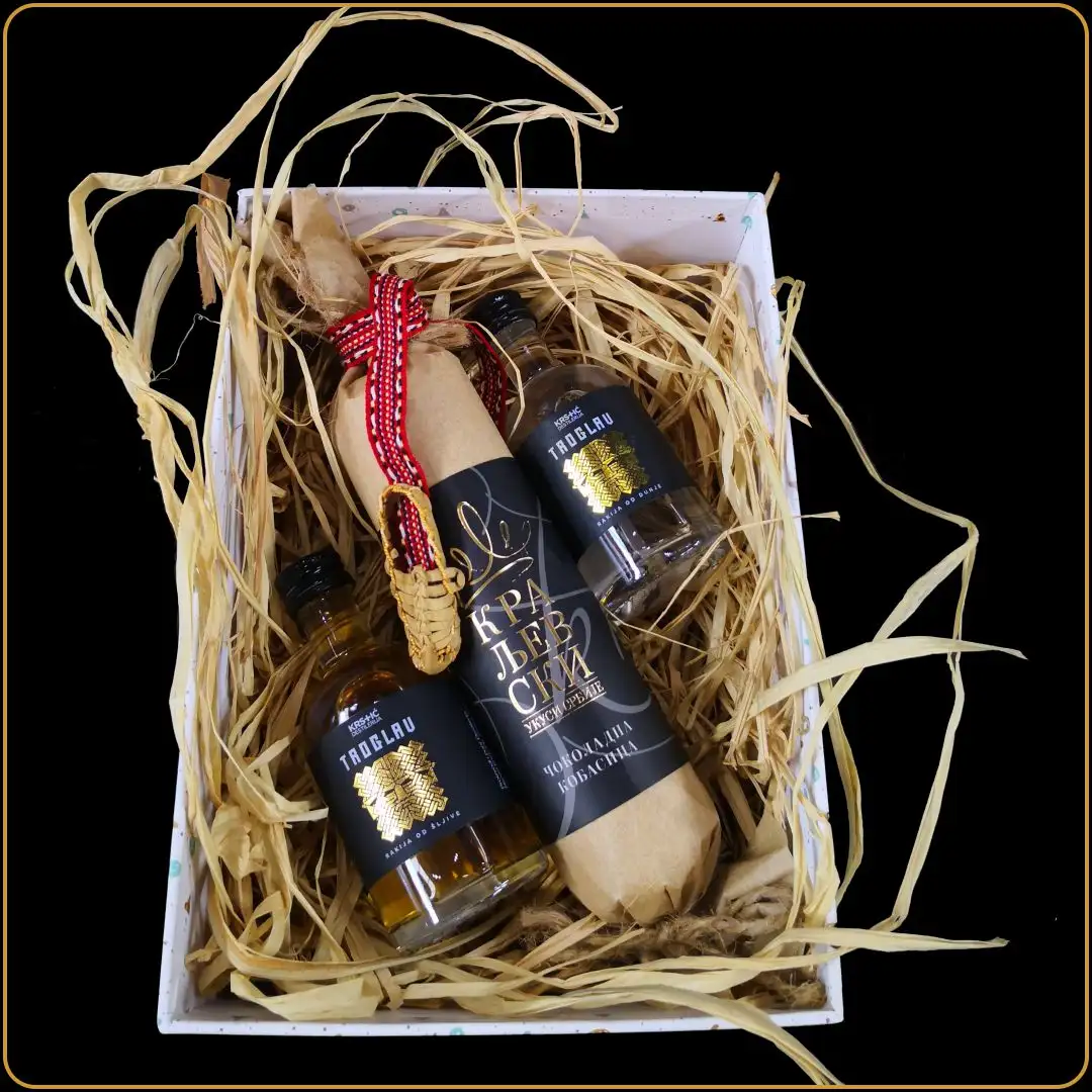 etno poslovni poklon set srpska kobasica sa rakijom i cokoladom
