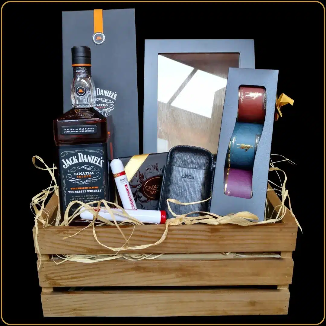 poklon gajbica sinatra sa jack daniels viskijem i cigarama