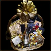 novogodisnji poklon fantazija sa vinom i luksuznim cokoladama