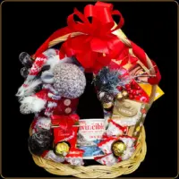 novogodisnji poklon invincible sa vinom i plisanim irvasom