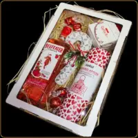 novogodišnji poklon pink gin poklon za žene za novu godinu