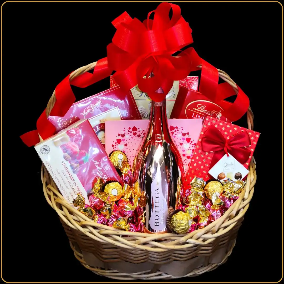 poklon korpa bottega rose za ženu sa šampanjcem i čokoladama