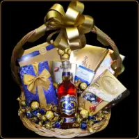 poklon korpa chivas 18 sa premium selekcijom cokolada