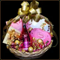 poklon korpa Divine za ženu za devojku rođendan i romantične prilike