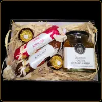 set marcipan dzem i cokolade u poklon kutiji