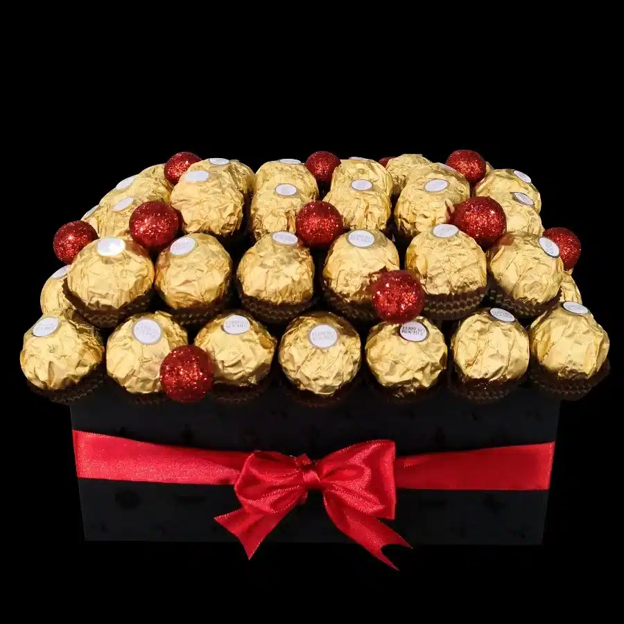 Poklon Ferrero Buket MAX sa približno 40–45 Ferrero Rocher kugli